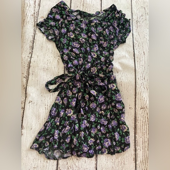 Forever 21 Black Purple & Green Floral T Shirt Mini Dress with Tie Waist EUC M - Picture 1 of 12